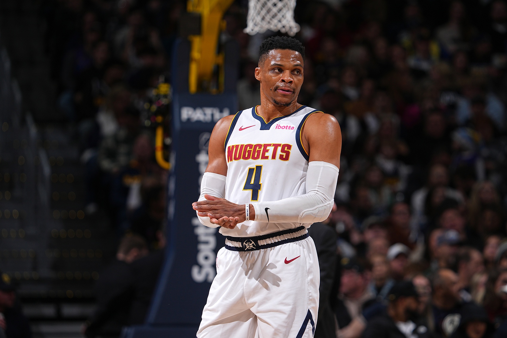 此时出现 此时出现